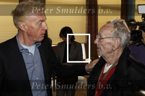 Laren 19 april 2010
Presentatie boek en de 85 e verjaardag van Johnny Kraaijkamp sr in het Rosa Spier huis. Rijk de Gooijer en Andre v Duin
Peter Smulders bv