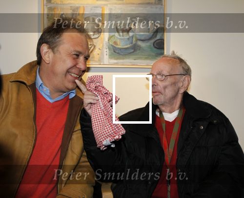 Laren 19 april 2010
Presentatie boek en de 85 e verjaardag van Johnny Kraaijkamp sr in het Rosa Spier huis. Rijk de Gooijer met Maarten Spanjer
Peter Smulders bv