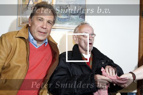 Laren 19 april 2010
Presentatie boek en de 85 e verjaardag van Johnny Kraaijkamp sr in het Rosa Spier huis. Rijk de Gooijer met Maarten Spanjer
Peter Smulders bv