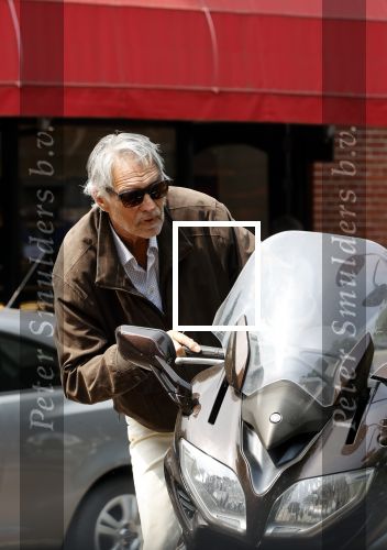 Amsterdam 4 juni 2021
Ron Brandsteder op zijn motor in Amsterdam zuid