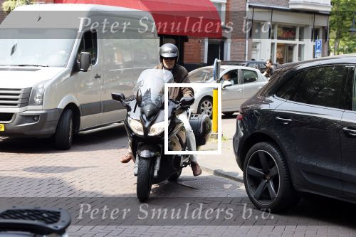 Amsterdam 4 juni 2021
Ron Brandsteder op zijn motor in Amsterdam zuid