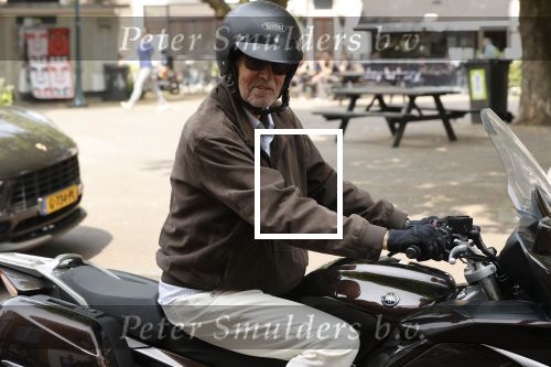 Amsterdam 4 juni 2021
Ron Brandsteder op zijn motor in Amsterdam zuid
