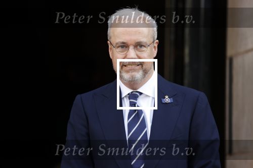 Amsterdam 4 juni 2021
Prins Bernhard Cultuur prijzen in paleis op de dam .
Prinses Beatrix rijkt ze uit. Hofmaarschalk Sjoert Klein Schiphorst