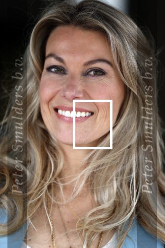 Amsterdam 26 mei 2021
Susan Smit met haar nieuwe roman de heks van Limbricht.