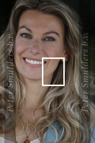 Amsterdam 26 mei 2021
Susan Smit met haar nieuwe roman de heks van Limbricht.