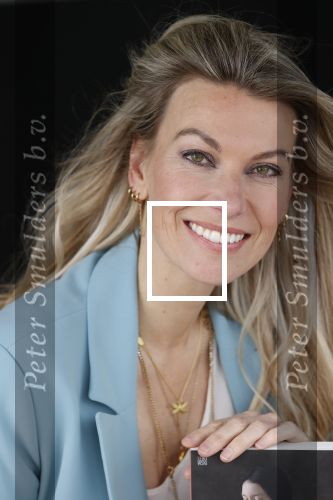 Amsterdam 26 mei 2021
Susan Smit met haar nieuwe roman de heks van Limbricht.