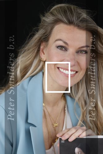Amsterdam 26 mei 2021
Susan Smit met haar nieuwe roman de heks van Limbricht.