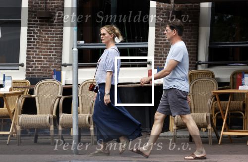 Amsterdam 17 juni 2021
Twan Huys met zijn vrouw in het centrum van Amsterdam