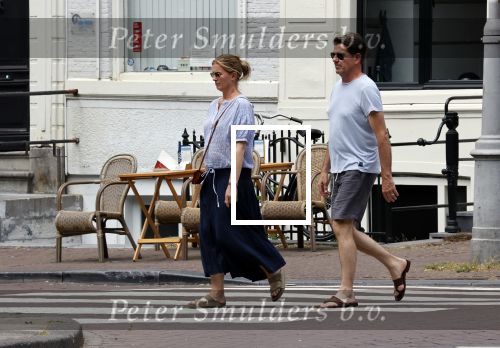 Amsterdam 17 juni 2021
Twan Huys met zijn vrouw in het centrum van Amsterdam