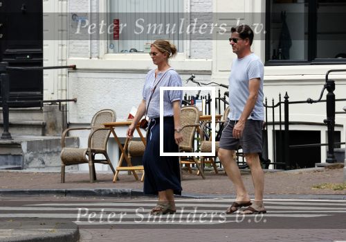 Amsterdam 17 juni 2021
Twan Huys met zijn vrouw in het centrum van Amsterdam