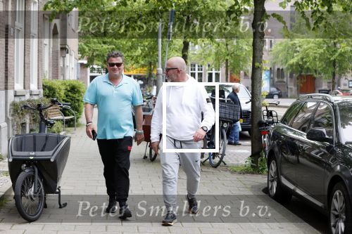 Amsterdam 29 mei 2021
Wolter Kroes en kennis Richard lopend door Amsterdam zuid.