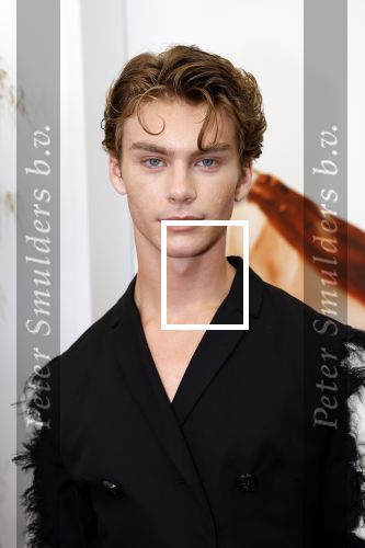 Amsterdam 4 juni 2022
Premiere Nationaal ballet in de stopera.
Alejandro Zwartendijk MET ....