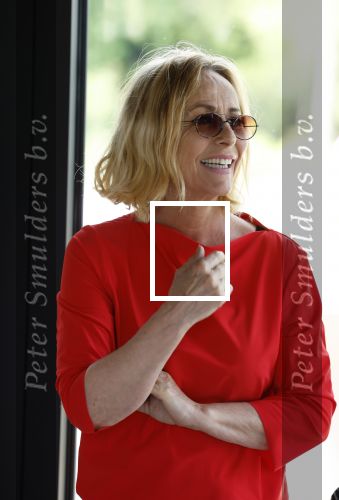 Nieuwersluis 18 mei 2022
Presentatie weekblad Margriet met de Dolly Dots als hoofdredakteur. Aanwezig Angela Groothuizen Esther Oosterbeek Angela Kramers en Anita Heilker.
Het event was bij Flora batava.