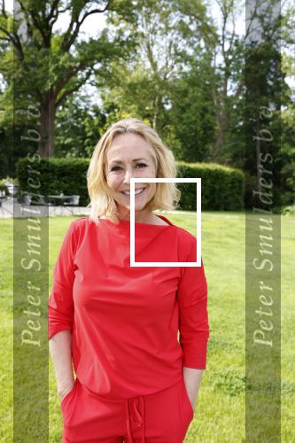 Nieuwersluis 18 mei 2022
Presentatie weekblad Margriet met de Dolly Dots als hoofdredakteur. Aanwezig Angela Groothuizen Esther Oosterbeek Angela Kramers en Anita Heilker.
Het event was bij Flora batava.