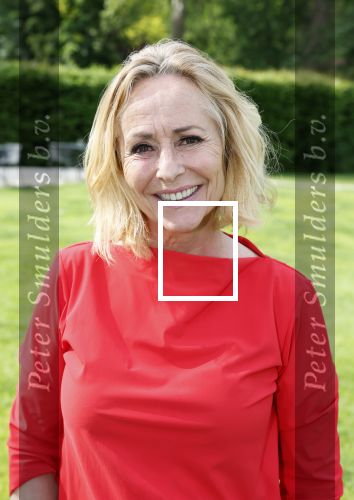 Nieuwersluis 18 mei 2022
Presentatie weekblad Margriet met de Dolly Dots als hoofdredakteur. Aanwezig Angela Groothuizen Esther Oosterbeek Angela Kramers en Anita Heilker.
Het event was bij Flora batava.