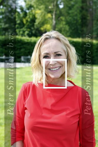 Nieuwersluis 18 mei 2022
Presentatie weekblad Margriet met de Dolly Dots als hoofdredakteur. Aanwezig Angela Groothuizen Esther Oosterbeek Angela Kramers en Anita Heilker.
Het event was bij Flora batava.