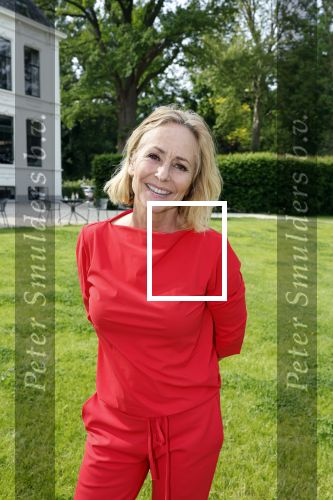 Nieuwersluis 18 mei 2022
Presentatie weekblad Margriet met de Dolly Dots als hoofdredakteur. Aanwezig Angela Groothuizen Esther Oosterbeek Angela Kramers en Anita Heilker.
Het event was bij Flora batava.