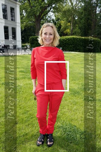 Nieuwersluis 18 mei 2022
Presentatie weekblad Margriet met de Dolly Dots als hoofdredakteur. Aanwezig Angela Groothuizen Esther Oosterbeek Angela Kramers en Anita Heilker.
Het event was bij Flora batava.