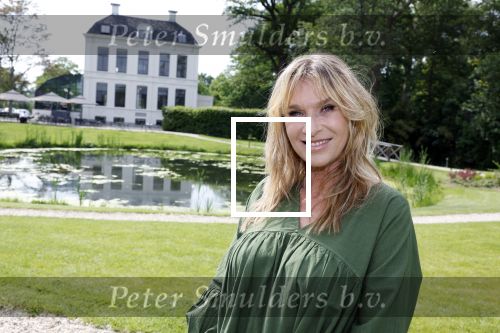 Nieuwersluis 18 mei 2022
Presentatie weekblad Margriet met de Dolly Dots als hoofdredakteur. Aanwezig Angela Groothuizen Esther Oosterbeek Angela Kramers en Anita Heilker.
Het event was bij Flora batava.