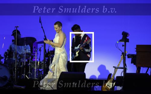 Den Haag 11 juni 2022
Zangeres Anouk Teeuwe trouwt met haar verloofde Dominique Schemmekes op het podium tijdens haar concert op het Malieveld.