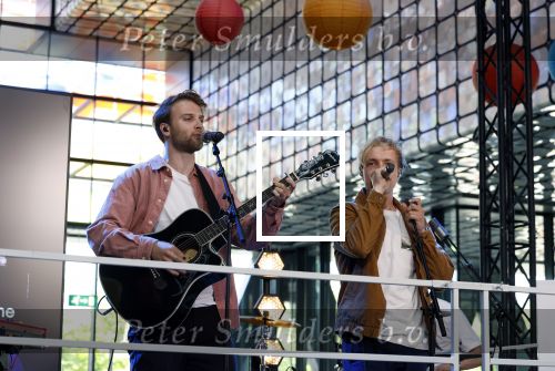 Hilversum 19 mei 2022
Radio prijzen voor de digitale radio stations bij beeld en geluid. Muziek band