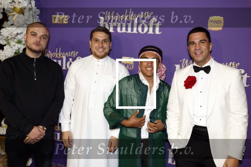 Amsterdam 30 mei 2022
Premiere Marokkaanse bruiloft in Tuschinski met oa als castleden Samouya Ahouaoui Walid Benmbarek Pip Pellens Liza Sips en Nabil Aouled Ayad in tuschinski. Bilal Yakhlaf Boer Ayoub en Nabil Aoulad Ayad