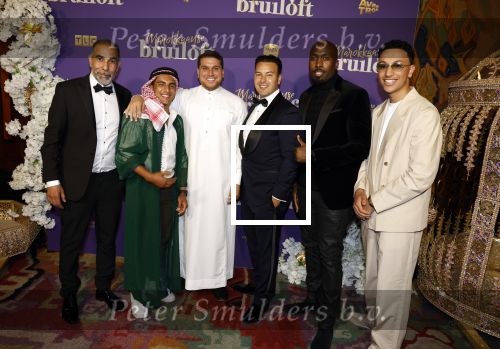 Amsterdam 30 mei 2022
Premiere Marokkaanse bruiloft in Tuschinski met oa als castleden Samouya Ahouaoui Walid Benmbarek Pip Pellens Liza Sips en Nabil Aouled Ayad in tuschinski. Boer Ayoub met Fernando Halman Bilal Yakhlaf