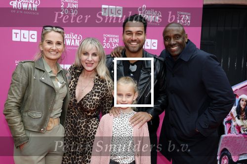 Huizen 25 mei 2022
Feestje ivm de nieuwe TLC serie van Louisa en Rowan op z\'n Gooisch. Louisa Janssen en haar man Rowan .
Peggy Vrijens Carlos Lens en deon leon met Rachel Kramer