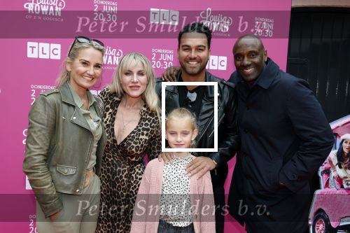 Huizen 25 mei 2022
Feestje ivm de nieuwe TLC serie van Louisa en Rowan op z\'n Gooisch. Louisa Janssen en haar man Rowan .
Peggy Vrijens Carlos Lens en deon leon met Rachel Kramer