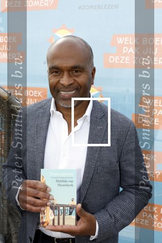Zandvoort 31 mei 2022
Presentatie boek waar Matthijs v Nieuwkerk de mooiste verhalen voor uitgekozen heeft. 
Chris Polanen