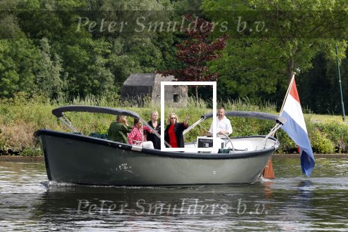 Nieuwersluis 18 mei 2022
Presentatie weekblad Margriet met de Dolly Dots als hoofdredakteur. Aanwezig Angela Groothuizen Esther Oosterbeek Angela Kramers en Anita Heilker.
Het event was bij Flora batava.