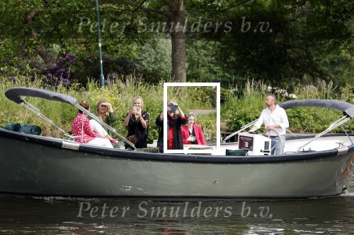 Nieuwersluis 18 mei 2022
Presentatie weekblad Margriet met de Dolly Dots als hoofdredakteur. Aanwezig Angela Groothuizen Esther Oosterbeek Angela Kramers en Anita Heilker.
Het event was bij Flora batava.