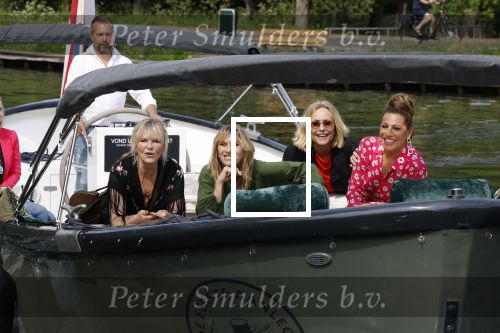 Nieuwersluis 18 mei 2022
Presentatie weekblad Margriet met de Dolly Dots als hoofdredakteur. Aanwezig Angela Groothuizen Esther Oosterbeek Angela Kramers en Anita Heilker.
Het event was bij Flora batava.
