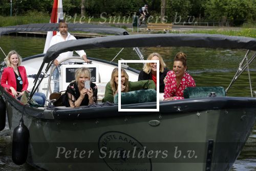Nieuwersluis 18 mei 2022
Presentatie weekblad Margriet met de Dolly Dots als hoofdredakteur. Aanwezig Angela Groothuizen Esther Oosterbeek Angela Kramers en Anita Heilker.
Het event was bij Flora batava.