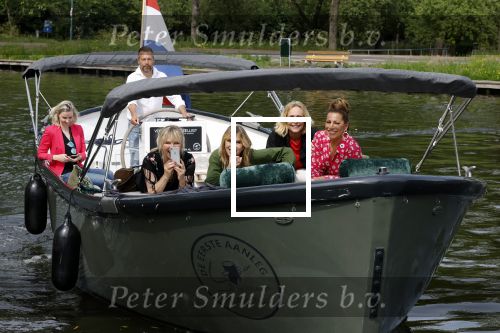 Nieuwersluis 18 mei 2022
Presentatie weekblad Margriet met de Dolly Dots als hoofdredakteur. Aanwezig Angela Groothuizen Esther Oosterbeek Angela Kramers en Anita Heilker.
Het event was bij Flora batava.