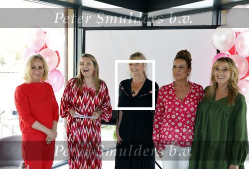 Nieuwersluis 18 mei 2022
Presentatie weekblad Margriet met de Dolly Dots als hoofdredakteur. Aanwezig Angela Groothuizen Esther Oosterbeek Angela Kramers en Anita Heilker.
Het event was bij Flora batava.