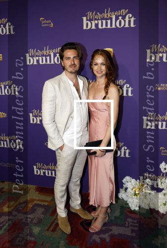 Amsterdam 30 mei 2022
Premiere Marokkaanse bruiloft in Tuschinski met oa als castleden Samouya Ahouaoui Walid Benmbarek Pip Pellens Liza Sips en Nabil Aouled Ayad in tuschinski. Dorian Bindels en Bertrie Wierenga