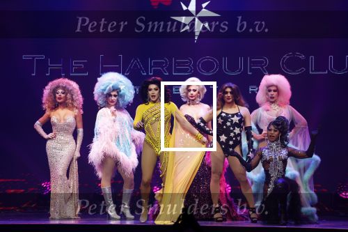 Amsterdam 31 mei 2022
Presentatie Dragshow bij the Harbour club .
Envy Peru, Skyla Versai, Abby omg, Vanessa van Cartier, Sederginne, Janey Jacke en Axel Andro .