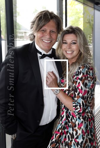 Bussum 16 mei 2022
Uitreiking Buma awrds in spant bussum.
Edwin v Hoevelaak met zijn vriendin Natasja Poels