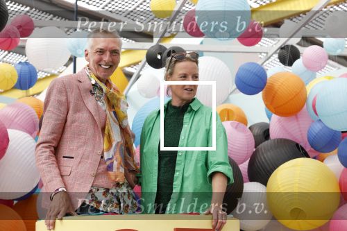 Vijfhuizen, 21 Mei 2022
25 jaar Libelle Zomerweek
met o.a. Martien Meiland, Erica Meiland, presentatrice Ebru Umar