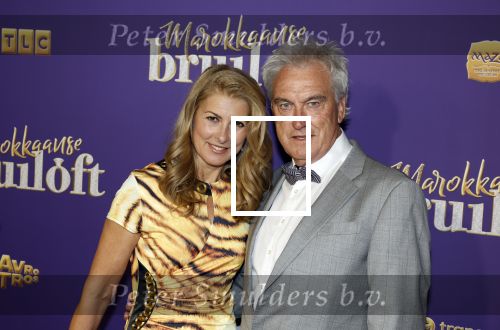 Amsterdam 30 mei 2022
Premiere Marokkaanse bruiloft in Tuschinski met oa als castleden Samouya Ahouaoui Walid Benmbarek Pip Pellens Liza Sips en Nabil Aouled Ayad in tuschinski. Euvgenia Parakhina met man Jeroen Jorna