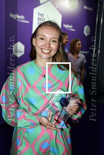 Amsterdam 25 mei 2022
Eva Hermans Kroot en haar man bij de social awards . Eva kreeg op haar 22e de diagnose Longkanker.