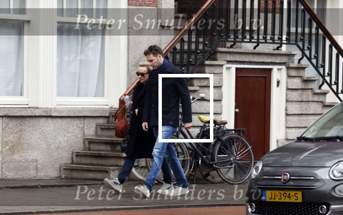 Amsterdam 6 april 2022
Eva Jinek met partner op de beethovenstraat