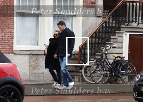 Amsterdam 6 april 2022
Eva Jinek met partner op de beethovenstraat