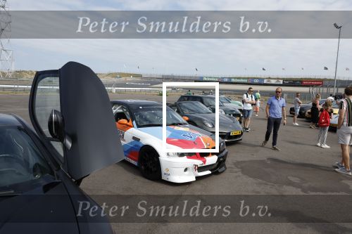 Zandvoort 18 mei 2022
Frank v Reij (zwaartafelen) heeft een dag op het circuit  van zandvoort geregeld voor stichting zorgeloos kind