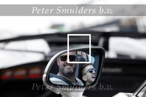 Zandvoort 18 mei 2022
Frans Duijts en andere manne rijden met hun mooie auto voor stichting zorgeloos kind op circuitpark Zandvoort. Frans rijdt in een McLaren cabrio