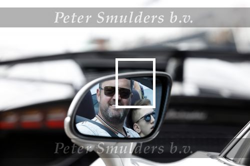 Zandvoort 18 mei 2022
Frans Duijts en andere manne rijden met hun mooie auto voor stichting zorgeloos kind op circuitpark Zandvoort. Frans rijdt in een McLaren cabrio