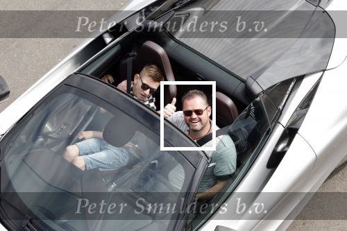 Zandvoort 18 mei 2022
Frans Duijts en andere manne rijden met hun mooie auto voor stichting zorgeloos kind op circuitpark Zandvoort. Frans rijdt in een McLaren cabrio