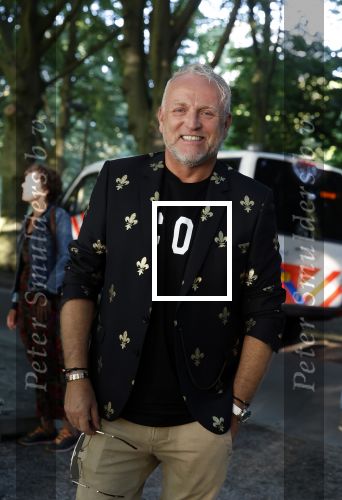 Den Haag 11 juni 2022
Gordon en beste vriend Patrick onderweg  na concert Anouk op het Malieveld.