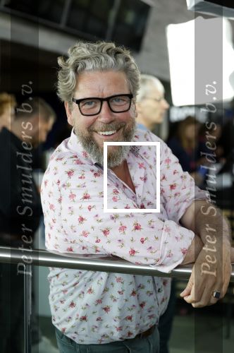 Hilversum 19 mei 2022
Radio prijzen voor de digitale radio stations bij beeld en geluid. Henjan Smits